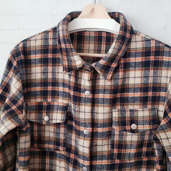 Olive & Leaf Plaid Flannel Shirt Shacket Size Womens S Gray Orange Snap Front - Picture 3 of 7